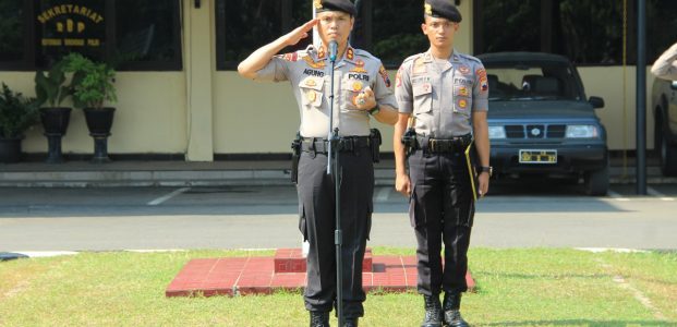 Kapolres Batang Pimpin Apel Konsolidasi Anggota Kapolres Batang Pimpin Apel Konsolidasi Anggota