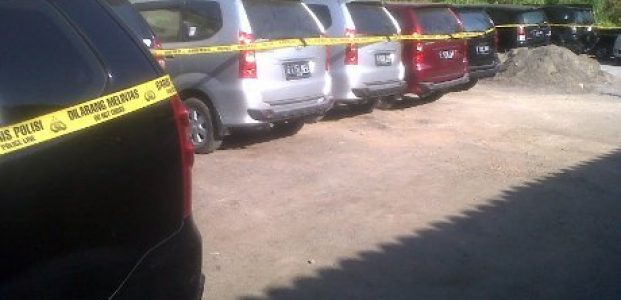 Gila! Seorang Ibu Gelapkan 58 Mobil Gila! Seorang Ibu Gelapkan 58 Mobil