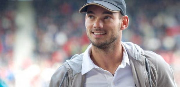 Moratti ke Stramaccioni: Tolong Mainkan Sneijder Moratti ke Stramaccioni: Tolong Mainkan Sneijder